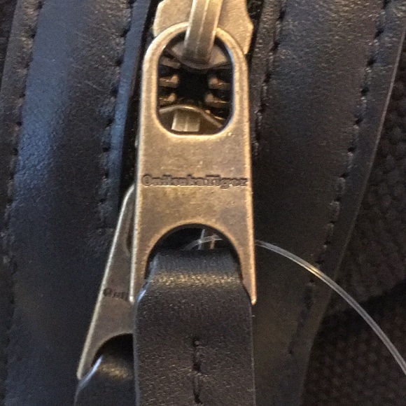 onitsuka tiger wallet